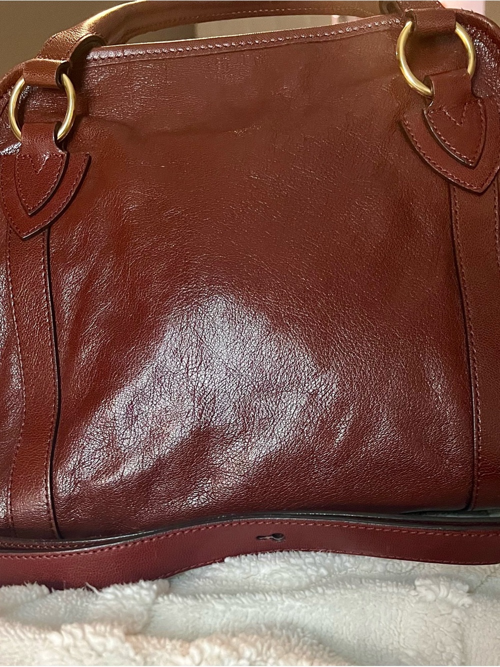 Marc Jacobs Burgundy Leather Satchel with Gold Hardware - Picture 7 of 10